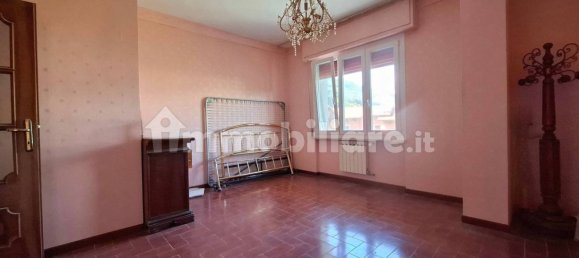 2 bedrooms Apartment in Arcola, Italy No. 330444 10