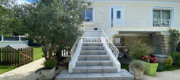 Дом с 5 спальнями в Гурне-сюр-Марн, Франция № 179448 5