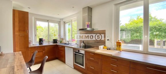 Дом с 5 спальнями в Гурне-сюр-Марн, Франция № 179448 11