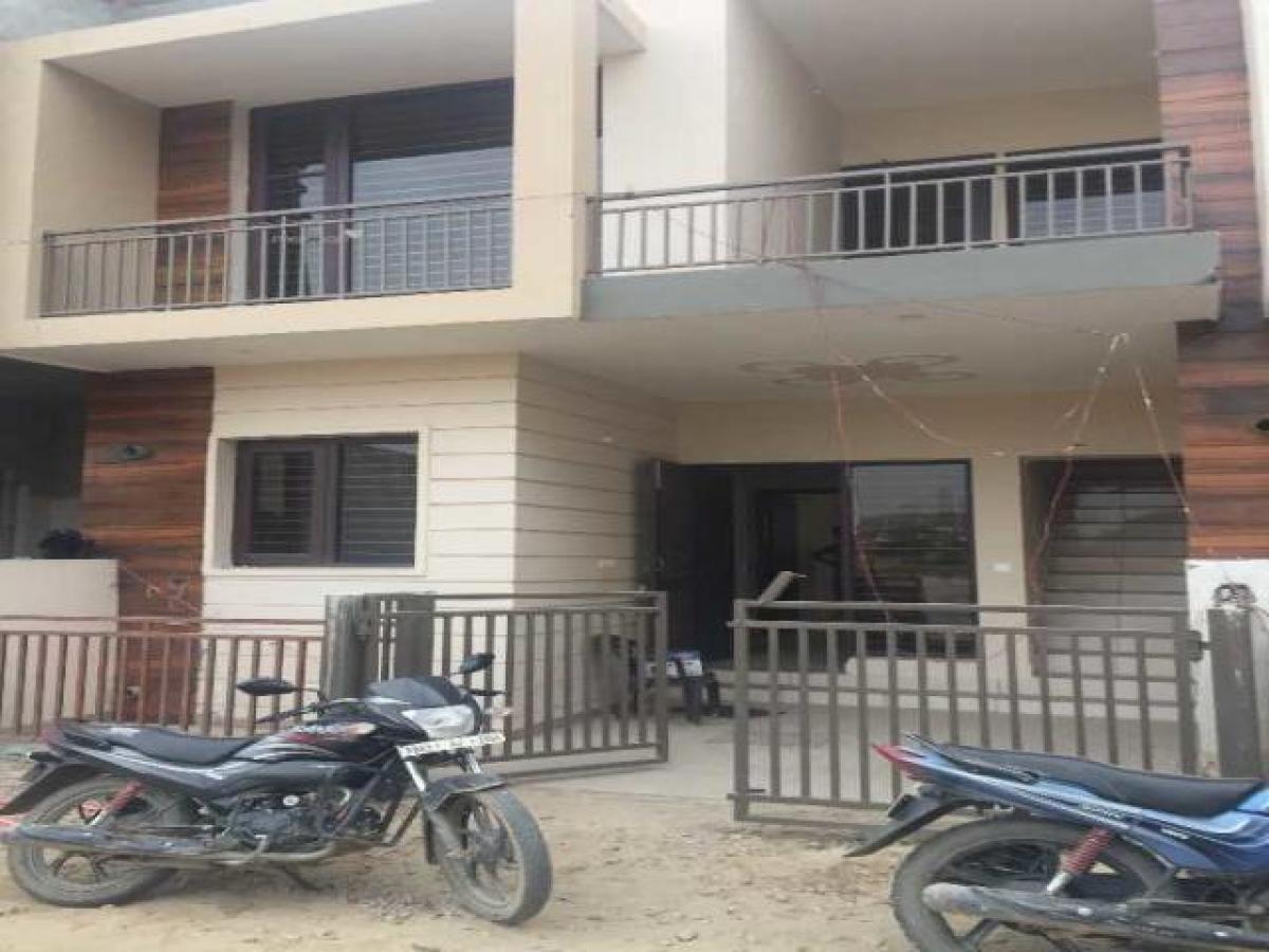 2 bedrooms House in Mohali, India No. 24130