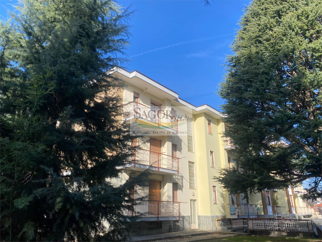 2 bedrooms Apartment in Bricherasio, Italy No. 210126