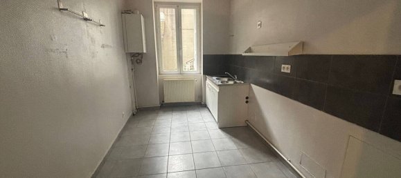 2 chambres Appartement à Saint-Étienne, France No. 329510 3