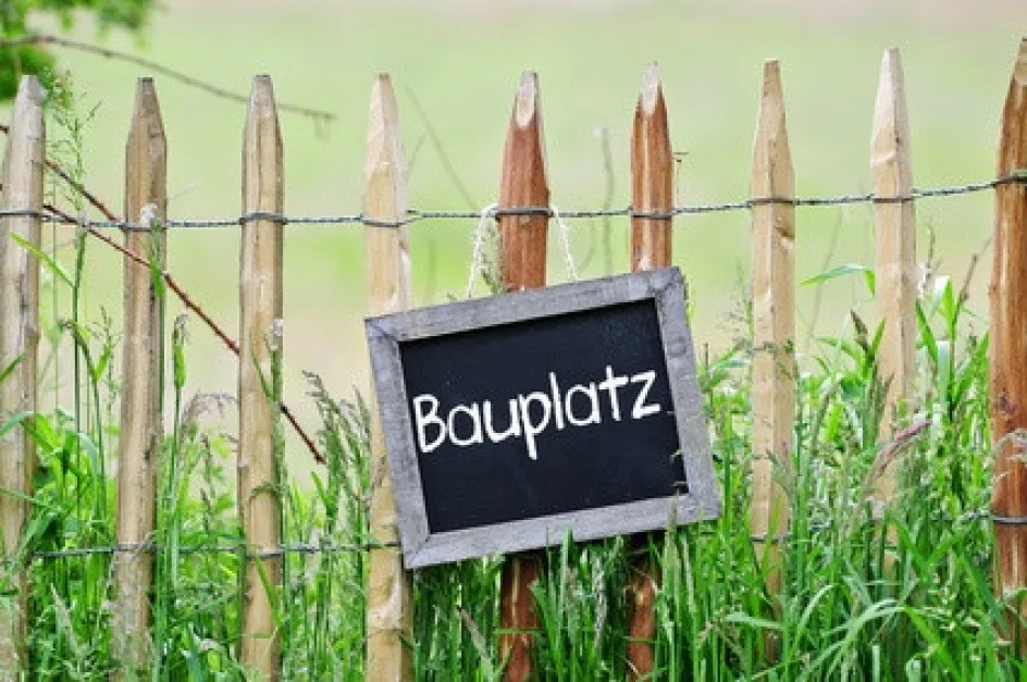  Land in Augsburg, Germany No. 169539