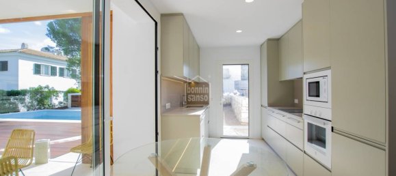 Villa de 4 dormitorios en Es Mercadal, Spain No. 4980 16