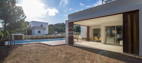 Villa de 4 dormitorios en Es Mercadal, Spain No. 4980 17