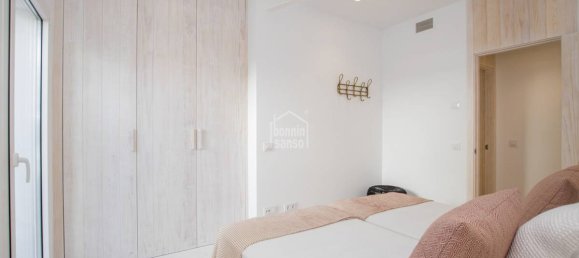 Villa de 4 dormitorios en Es Mercadal, Spain No. 4980 8