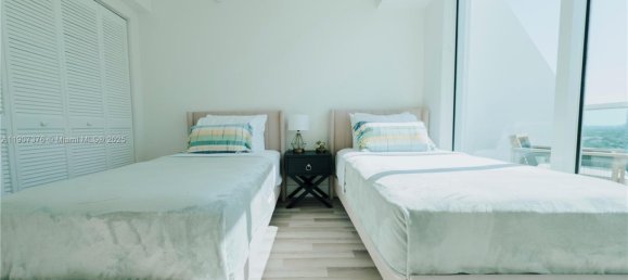 2 Schlafzimmer Gewerbliche Immobilien in Miami, USA, Nr. 614445 16