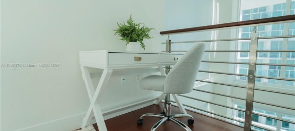 2 Schlafzimmer Gewerbliche Immobilien in Miami, USA, Nr. 614445 8