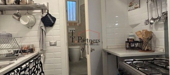 4 rooms Apartment in Florence, Italy No. 301695 16