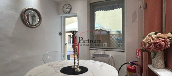 4 rooms Apartment in Florence, Italy No. 301695 2