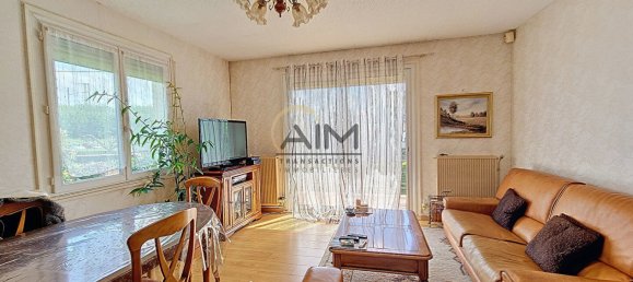 3 Schlafzimmer Haus in Montlouis-sur-Loire, France, Nr. 58198 2