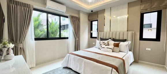 Кафе / ресторан с 4 спальнями в Паттайя, Таиланд № 5109 38