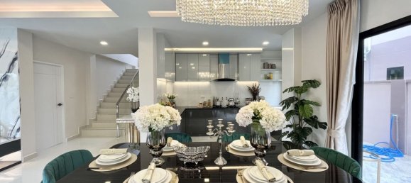 Кафе / ресторан с 4 спальнями в Паттайя, Таиланд № 5109 16