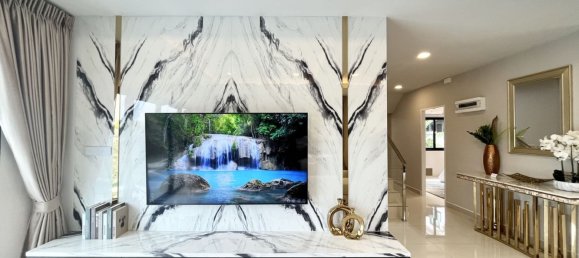 Кафе / ресторан с 4 спальнями в Паттайя, Таиланд № 5109 8