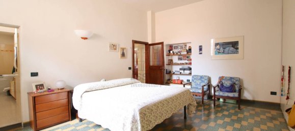 3 Schlafzimmer Wohnung in Lucca, Italy, Nr. 268256 10