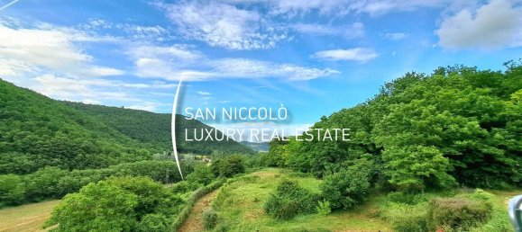 7 rooms Duplex in Vaglia, Italy No. 192619 4