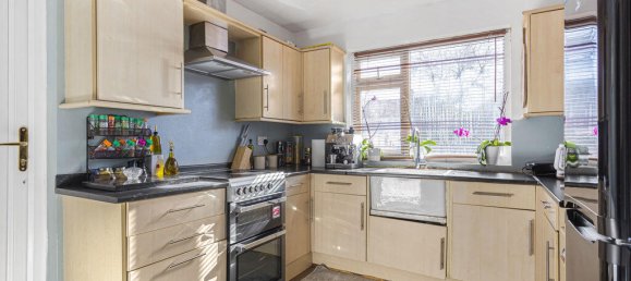 3 bedrooms Commercial property in Twickenham, United Kingdom No. 8490 13