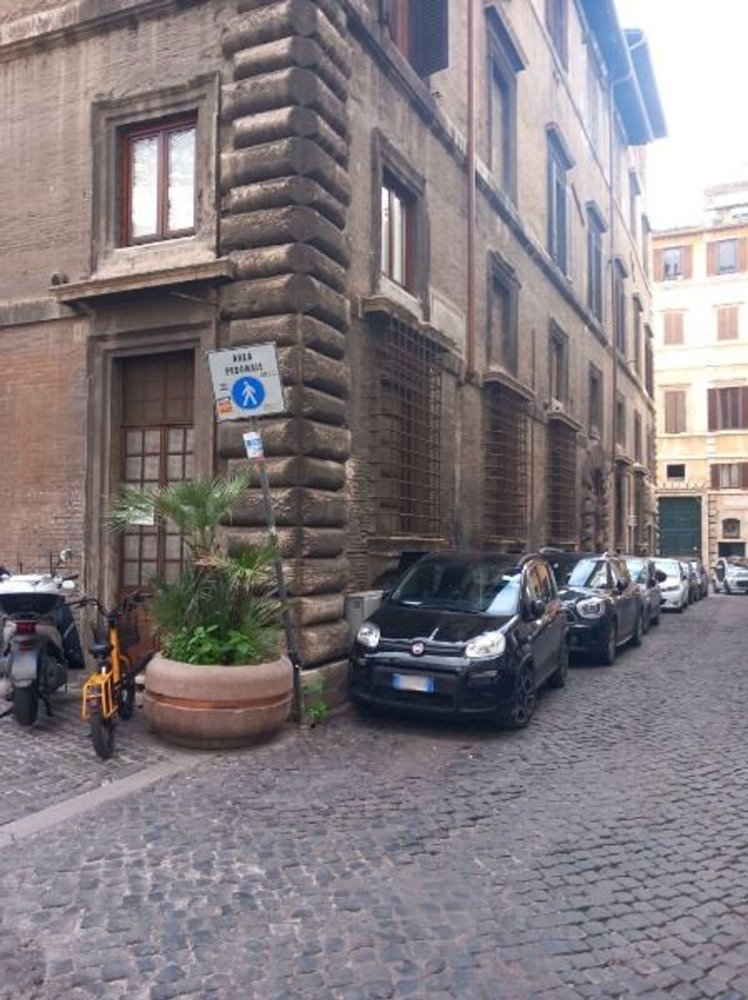 Propriété commerciale à Rome, Italy 20m² No. 373050