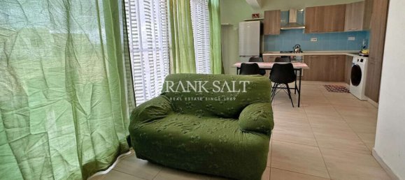 2 bedrooms Penthouse in Pieta, Malta No. 9593 2