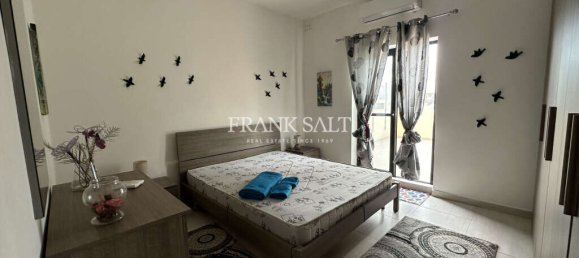 2 bedrooms Penthouse in Pieta, Malta No. 9593 6