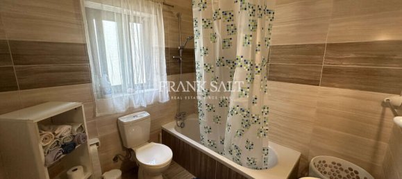 2 bedrooms Penthouse in Pieta, Malta No. 9593 7