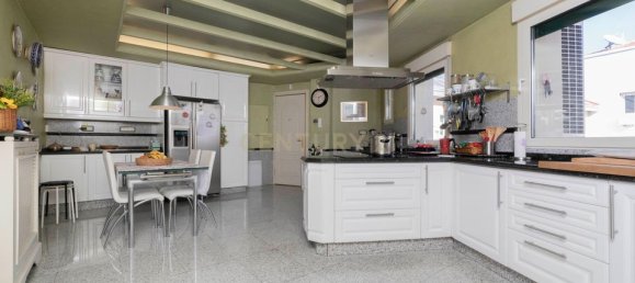 5 bedrooms Penthouse in Madrid, Spain No. 183952 22