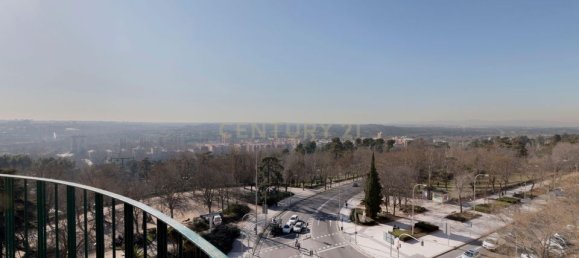 5 bedrooms Penthouse in Madrid, Spain No. 183952 32