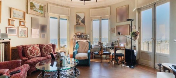 5 bedrooms Penthouse in Madrid, Spain No. 183952 2