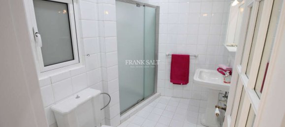 3 bedrooms Apartment in Sliema, Malta No. 10152 16