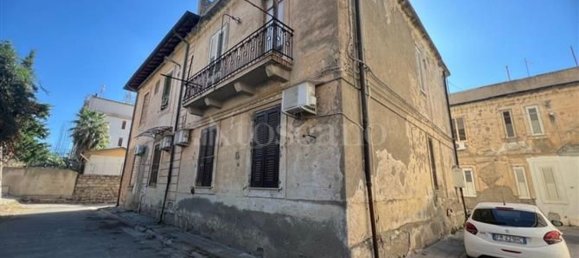 5 bedrooms Apartment in Reggio Calabria, Italy No. 377527 19