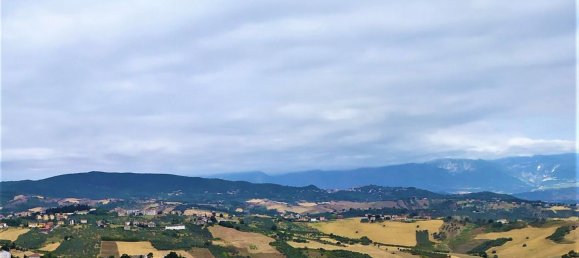 8-Zimmer Haus in Atessa, Italy, Nr. 287730 9