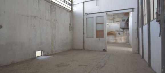 1400m² Warehouse in Cesena, Italy No. 149713 9