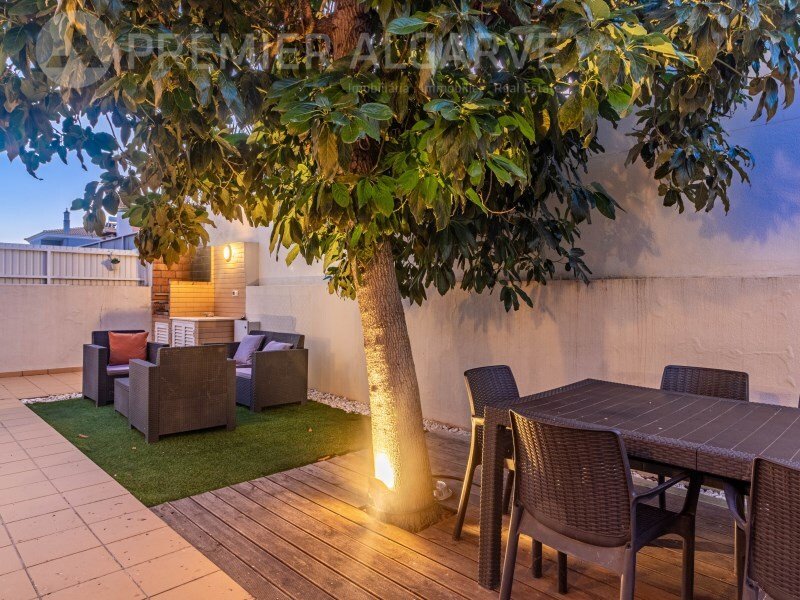 3 bedrooms Villa in Montenegro, Portugal No. 98946