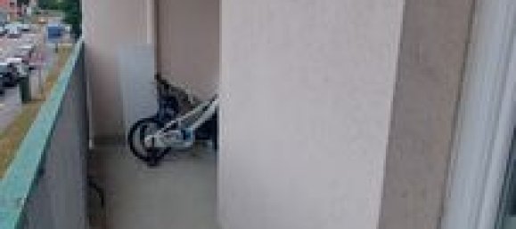 3 bedrooms Apartment in Franconville, France No. 358680 12