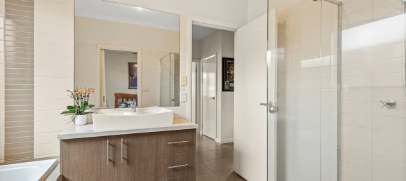 3 chambres Appartement à Altona, Australia No. 335 7