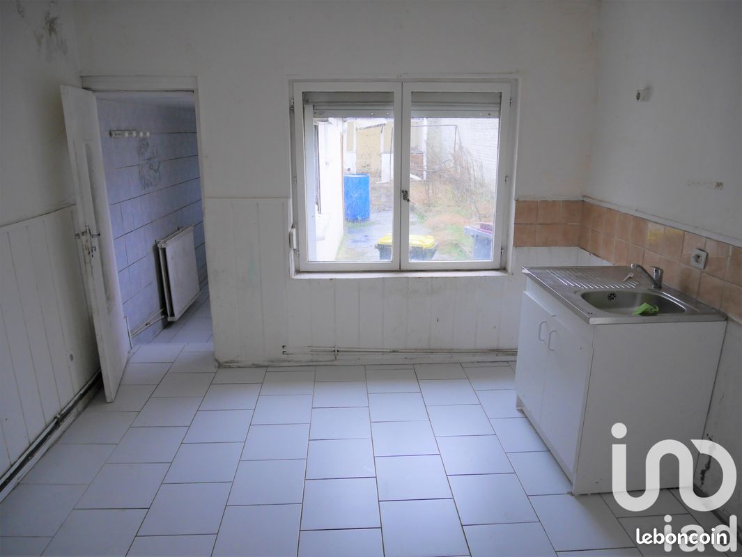 Adosado de 2 dormitorios en Montigny-en-Gohelle, France No. 68252