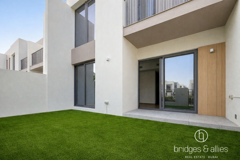 Villa de 3 dormitorios en Tilal Al Ghaf, UAE No. 124341