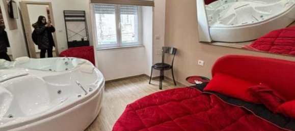 3-Zimmer Wohnung in Naples, Italy, Nr. 37325 11