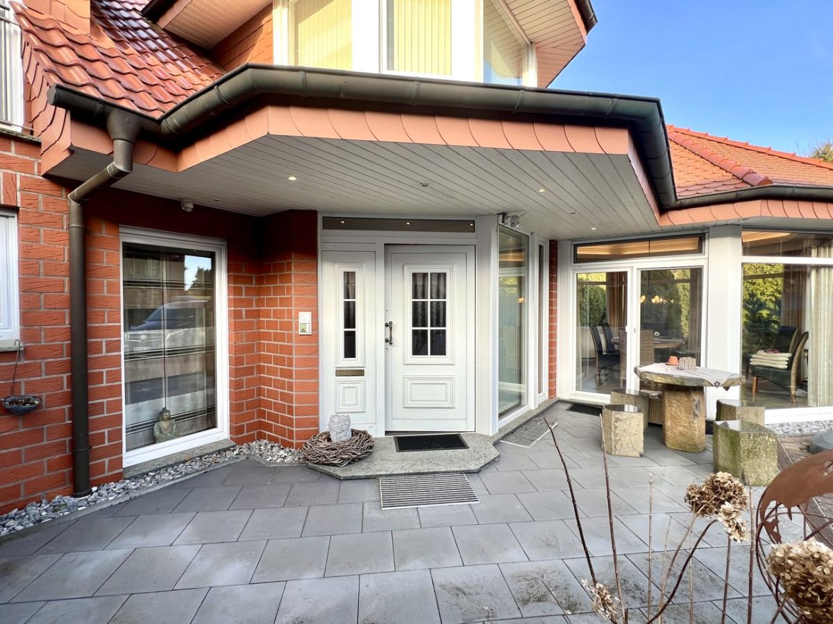 Замки и поместья с 3 спальнями в Херфорд, Германия № 136277