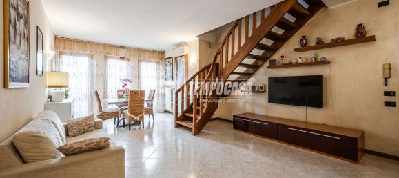 4-Zimmer Doppelhaus in Savignano sul Panaro, Italy, Nr. 303011 2