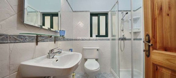 3 bedrooms Apartment in Xaghra, Malta No. 5836 4