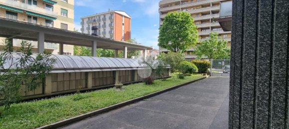 1 bedroom Apartment in Milan, Italy No. 329580 4