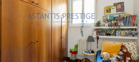 3 bedrooms Apartment in Milan, Italy No. 352224 22