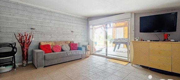 5 bedrooms House in Mehun-sur-Yevre, France No. 260076 11