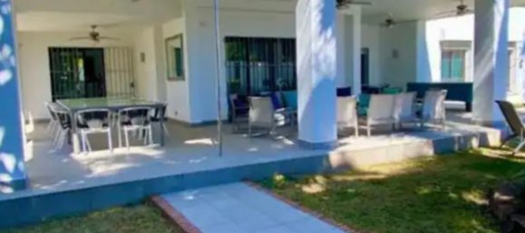 10 bedrooms Villa in Marbella, Spain No. 143693 2