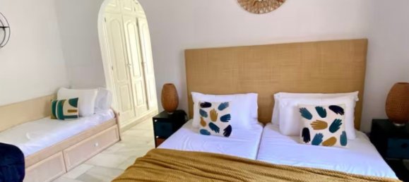 10 bedrooms Villa in Marbella, Spain No. 143693 18