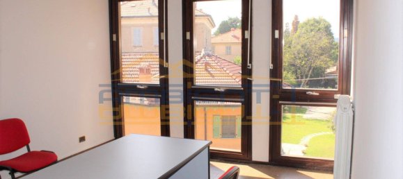 2 rooms Office in Merate, Italy No. 165527 9