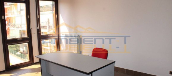 2 rooms Office in Merate, Italy No. 165527 8