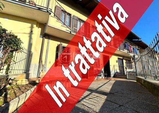 3 rooms Apartment in La Cassa, Italy No. 129327