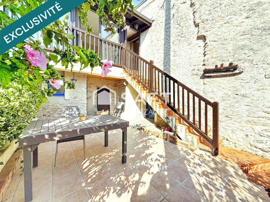 3 Schlafzimmer Haus in Truyes, France, Nr. 317517